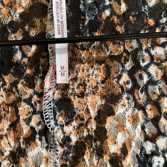 Free People Out for the Night Sheer Tunic Blouse in Snake Combo Sz M - Picture 4 of 11